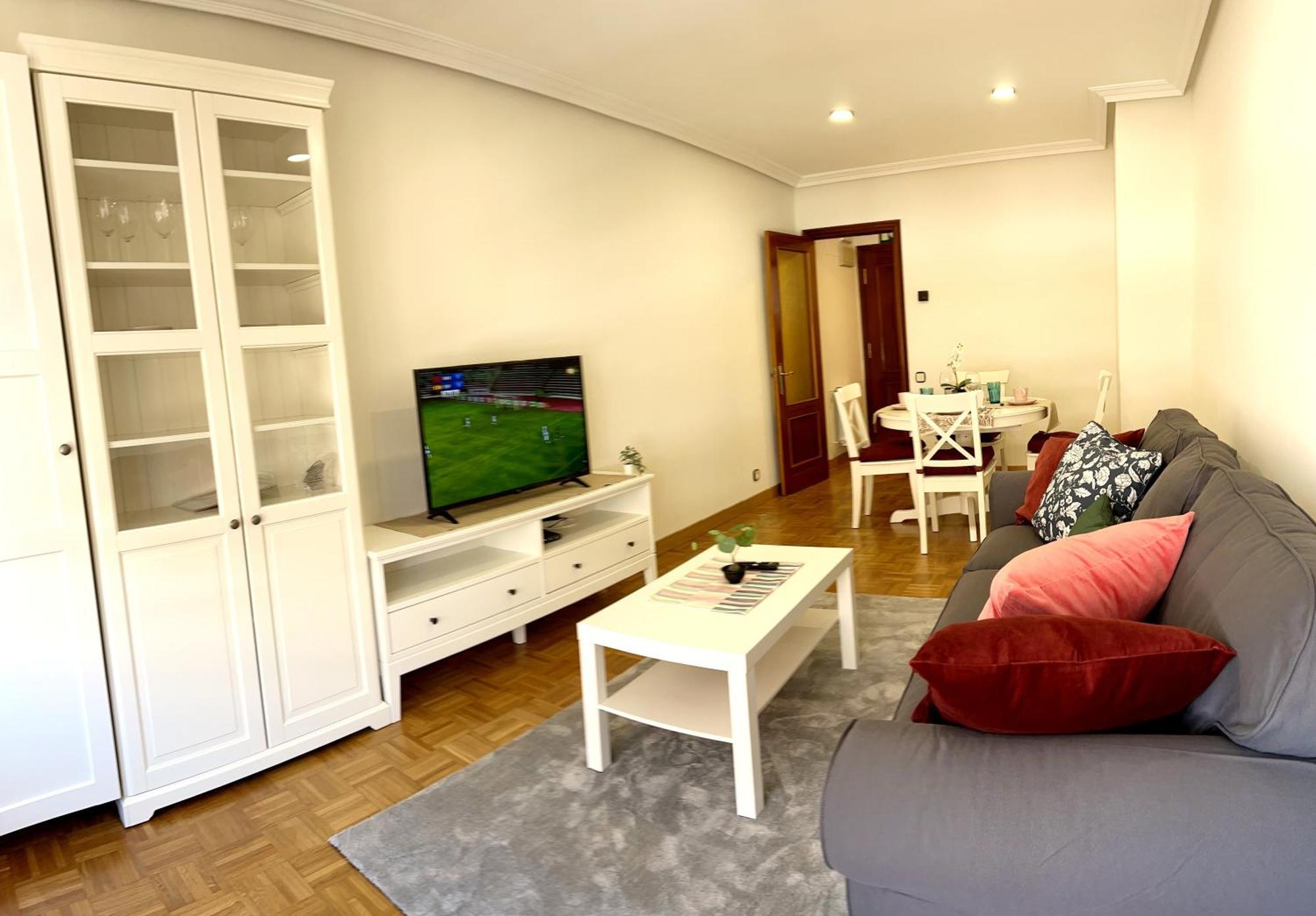 Apartamento Europa Centric Parking Gratis Oviedo Exterior photo