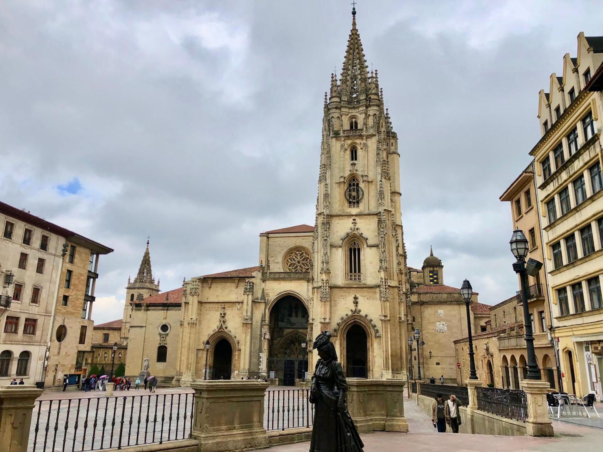 Apartamento Europa Centric Parking Gratis Oviedo Exterior photo